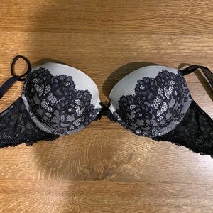 VICTORIAS SECRET Dream Angels Push up Bra
